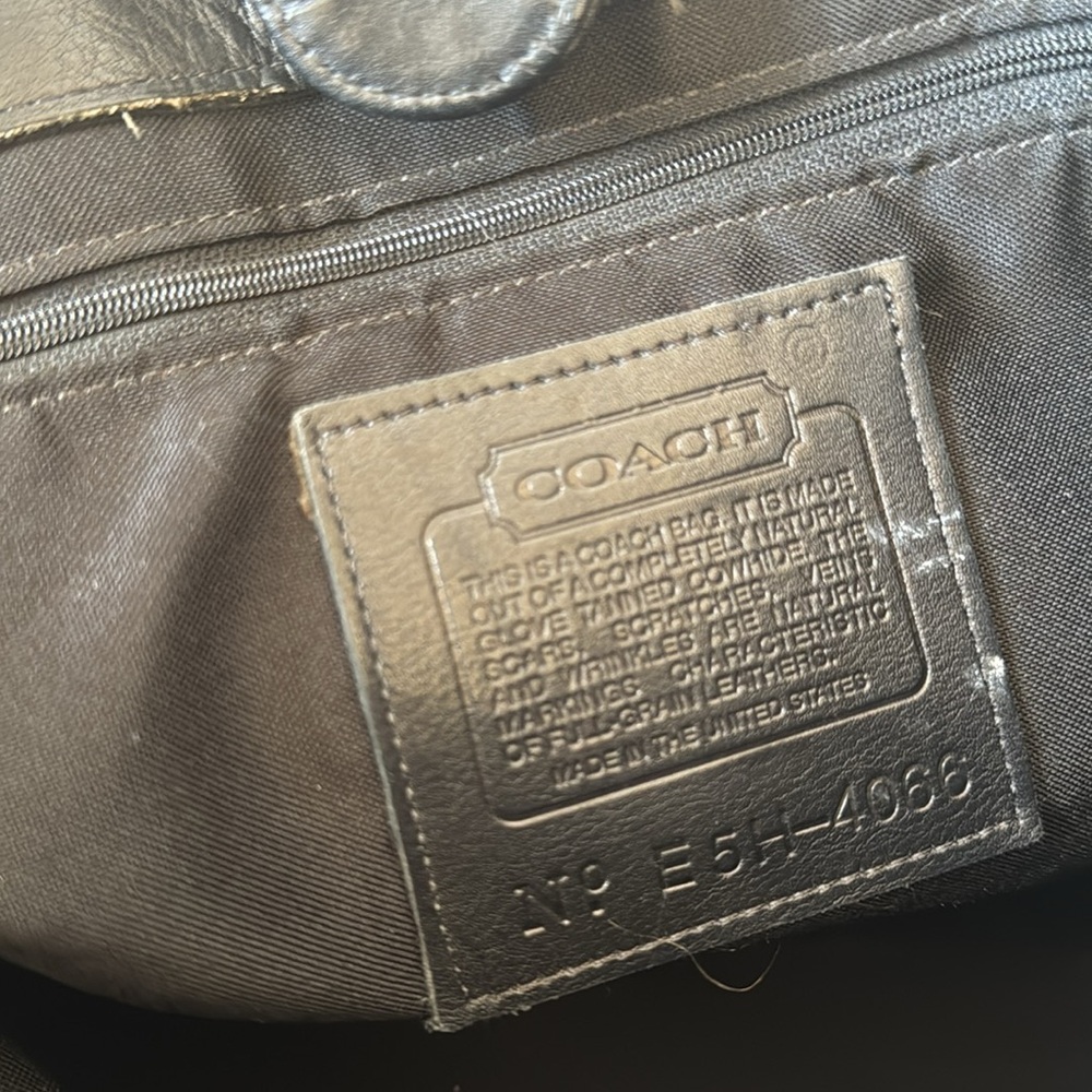 Vintage Large Coach tote - Picture 15 of 16